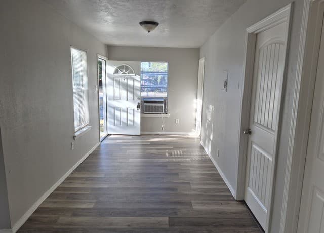 3723 W Martin St., San Antonio, TX 78207 — photo 6