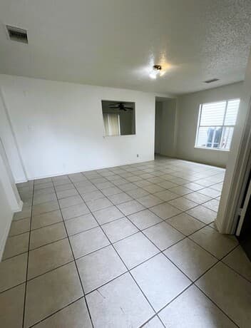 9638  Green Plains Dr, San Antonio, TX 78245 — photo 2