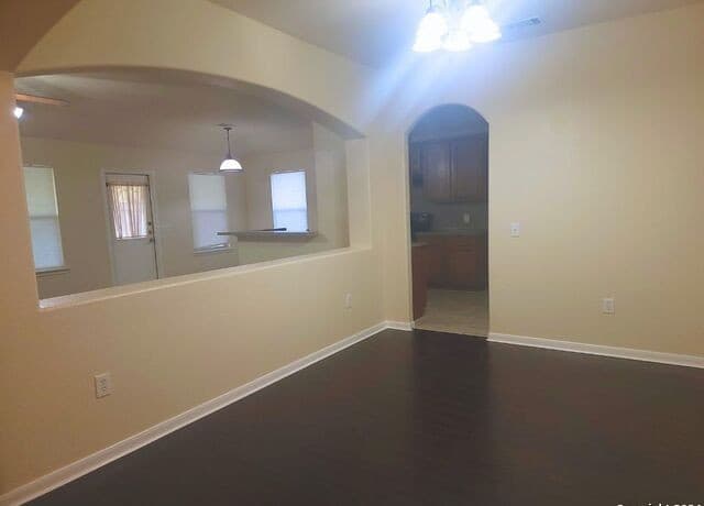 12610  Course View Dr, San Antonio, TX 78221 — photo 3