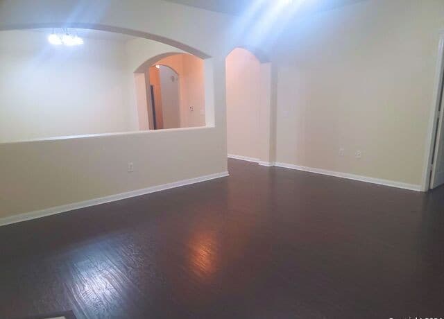 12610  Course View Dr, San Antonio, TX 78221 — photo 5