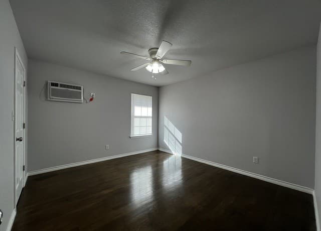 3278  Fm 3175, Lytle, TX 78052 — photo 4
