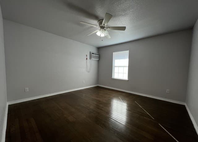 3278  Fm 3175, Lytle, TX 78052 — photo 5