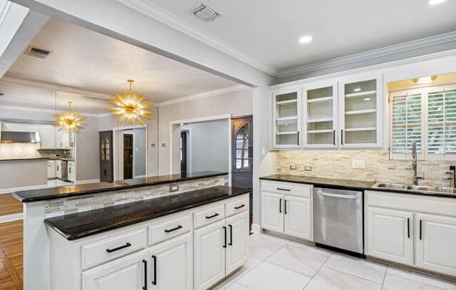 102  Nacogdoches Rd, Alamo Heights, TX 78209 — photo 13