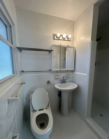 355  Cresham, San Antonio, TX 78218 — photo 16