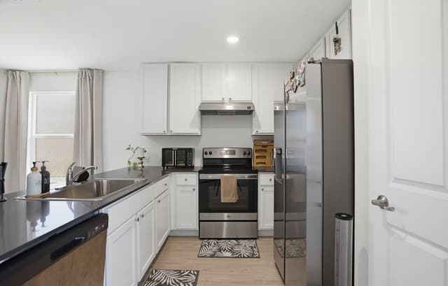 1202  Couples Pass, San Antonio, TX 78221 — photo 5