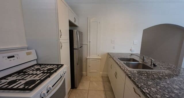 703 W French Pl Unit 4, San Antonio, TX 78212 — photo 7