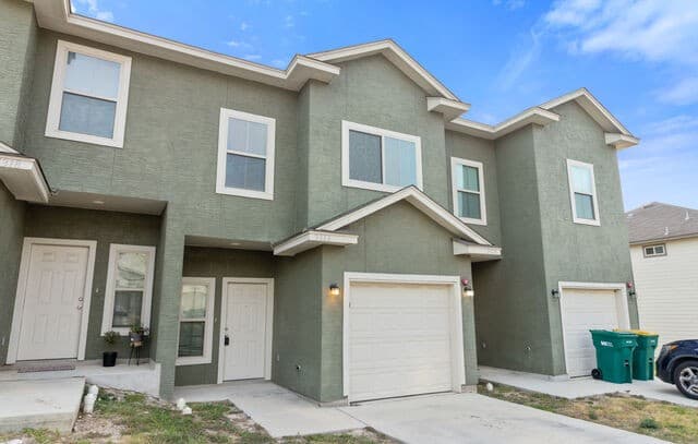 7314  Savannah Brks, Live Oak, TX 78233 — photo 2