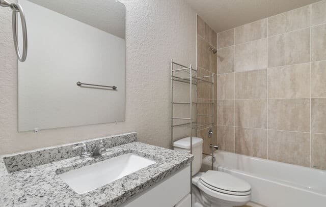 7314  Savannah Brks, Live Oak, TX 78233 — photo 6