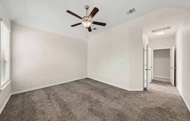 6043  Akin Song, San Antonio, TX 78261 — photo 8