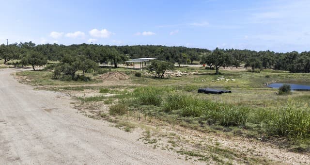 227  Mitchell Dr, Spring Branch, TX 78070 — photo 3