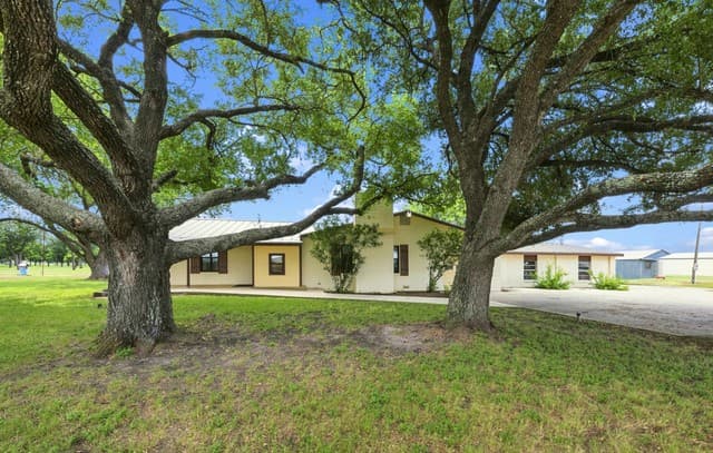2531  Lower Seguin Rd, Marion, TX 78124 — photo 3
