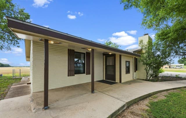 2531  Lower Seguin Rd, Marion, TX 78124 — photo 5