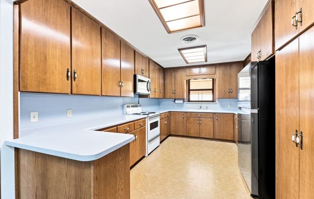 2531  Lower Seguin Rd, Marion, TX 78124 — photo 9