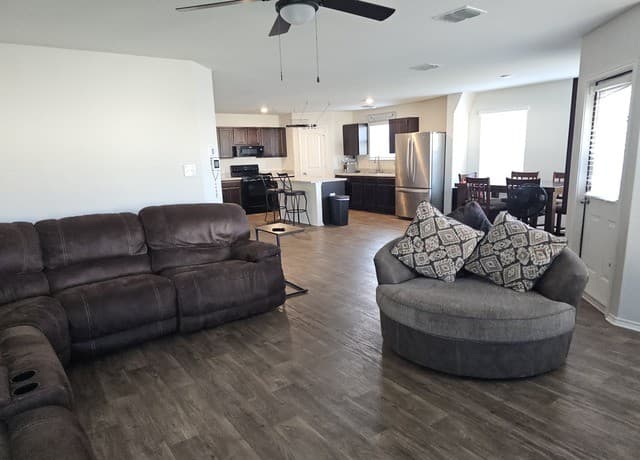 7643  Hercules Pt, San Antonio, TX 78252 — photo 16