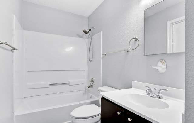 9715  Kashmir Dr, San Antonio, TX 78251 — photo 11