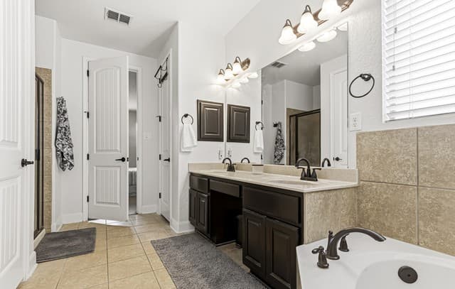 11507  Sneffels Mt, Helotes, TX 78023 — photo 17