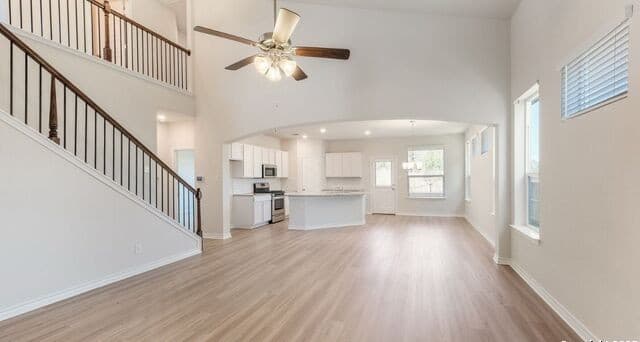 21083  Millstream Bend
