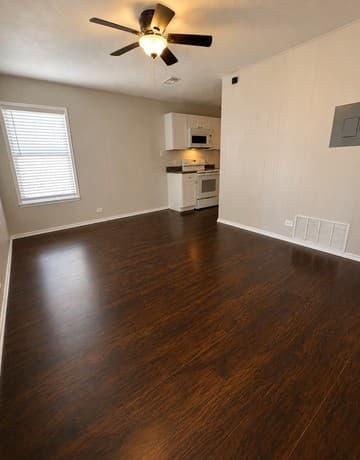 123  Harwood Dr Unit 1, San Antonio, TX 78213 — photo 2