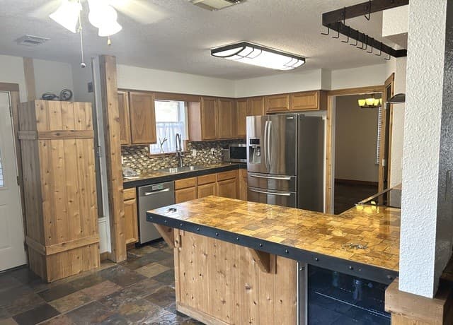1106  Amanda, Canyon Lake, TX 78133 — photo 9
