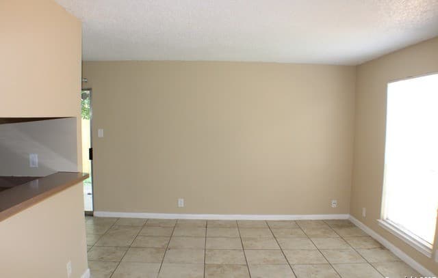 5216  Meadow Fld Unit 4, San Antonio, TX 78250 — photo 2