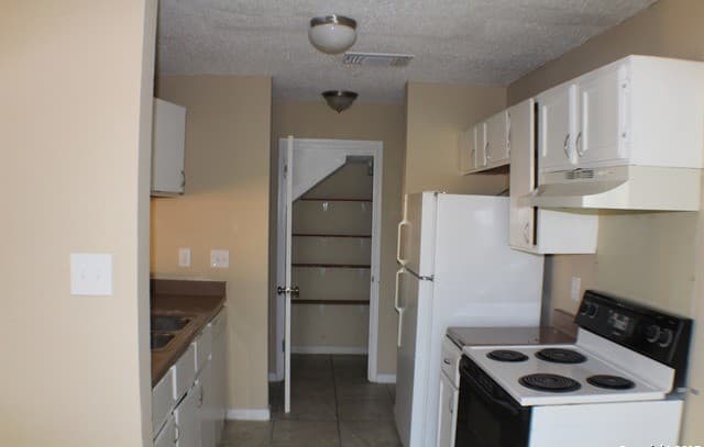 5216  Meadow Fld Unit 4, San Antonio, TX 78250 — photo 5