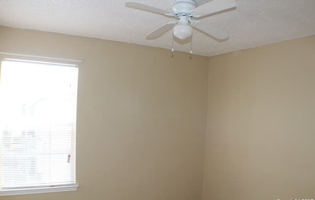 5216  Meadow Fld Unit 4, San Antonio, TX 78250 — photo 7
