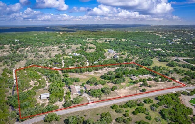 2131  Owl Branch, Canyon Lake, TX 78133 — photo 2