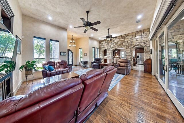 2131  Owl Branch, Canyon Lake, TX 78133 — photo 7