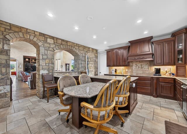 2131  Owl Branch, Canyon Lake, TX 78133 — photo 8