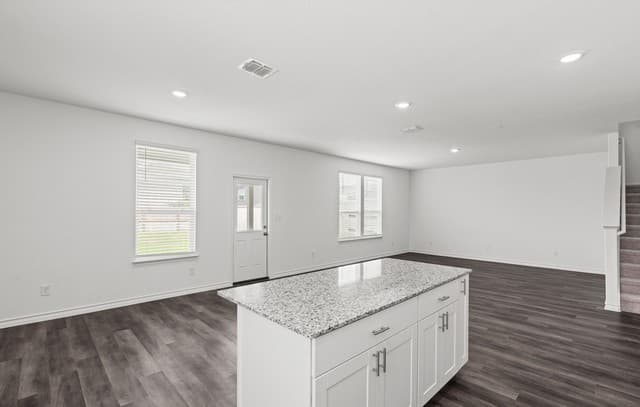 8365  Hamrick Circle, San Antonio, TX 78252 — photo 14