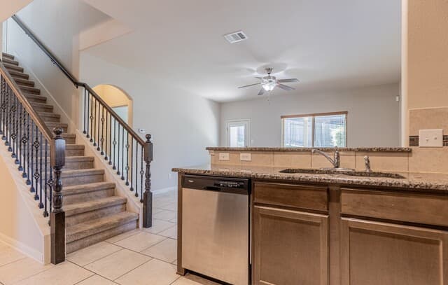6630  Prescott Dm, San Antonio, TX 78233 — photo 11