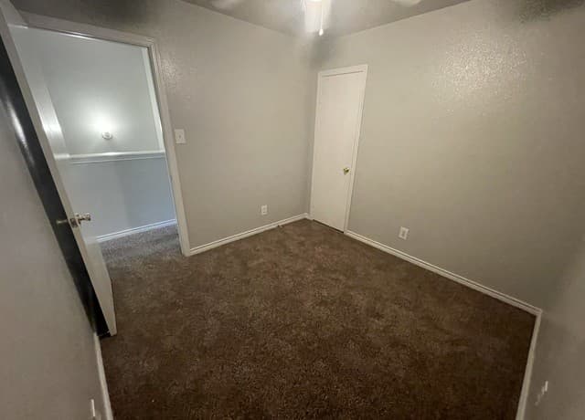 24  Bratton Dr, San Antonio, TX 78245 — photo 13