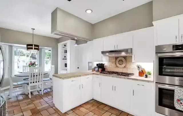 4023  Midvale, San Antonio, TX 78229 — photo 3