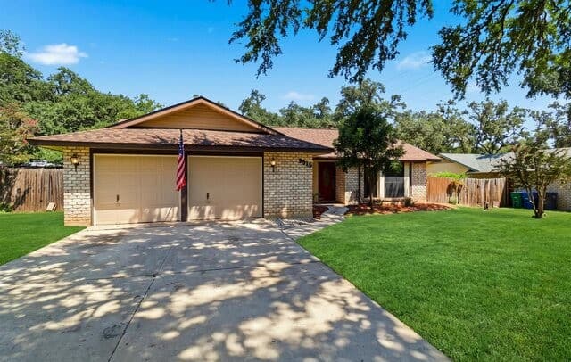 8915  Brightwater St, San Antonio, TX 78254 — photo 2