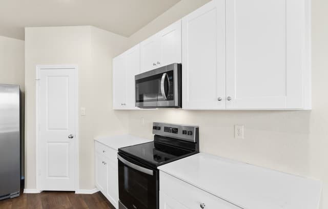 14736  Childress Falls, San Antonio, TX 78245 — photo 9