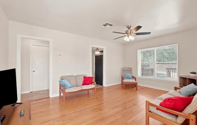 1503  Donaldson Ave, San Antonio, TX 78228 — photo 6