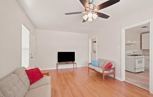 1503  Donaldson Ave, San Antonio, TX 78228 — photo 8