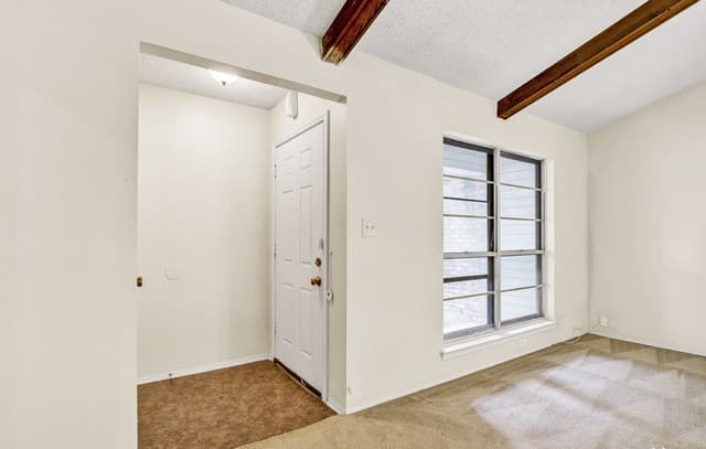 302  Gateway St, Converse, TX 78109 — photo 4