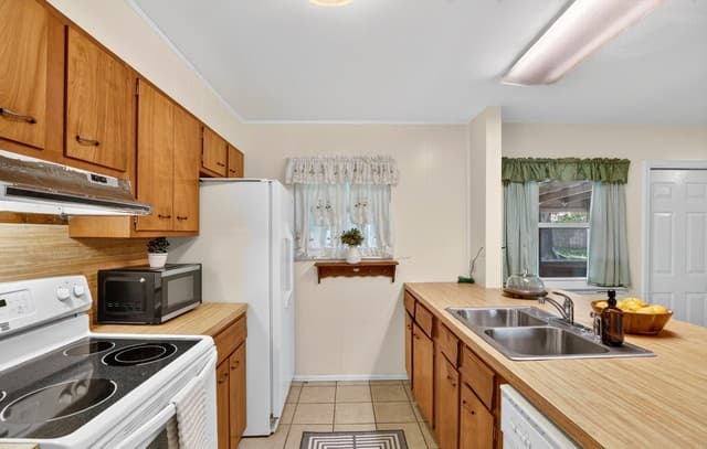 515  Georgia Ann Dr, Pleasanton, TX 78064 — photo 12