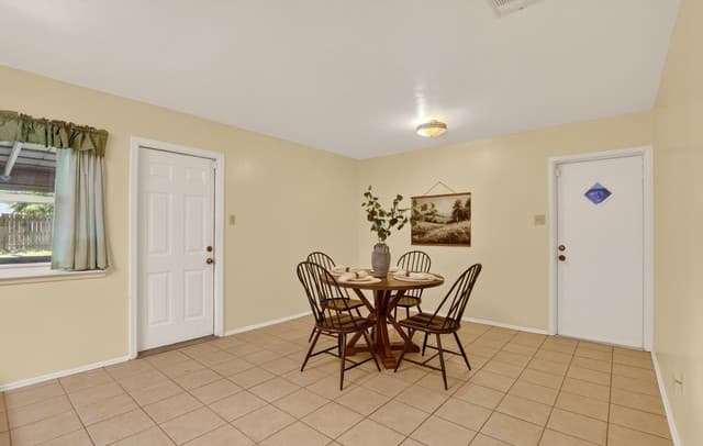 515  Georgia Ann Dr, Pleasanton, TX 78064 — photo 9
