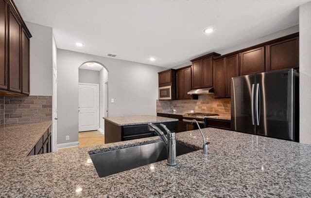 6206  Carriage Cape, San Antonio, TX 78261 — photo 9