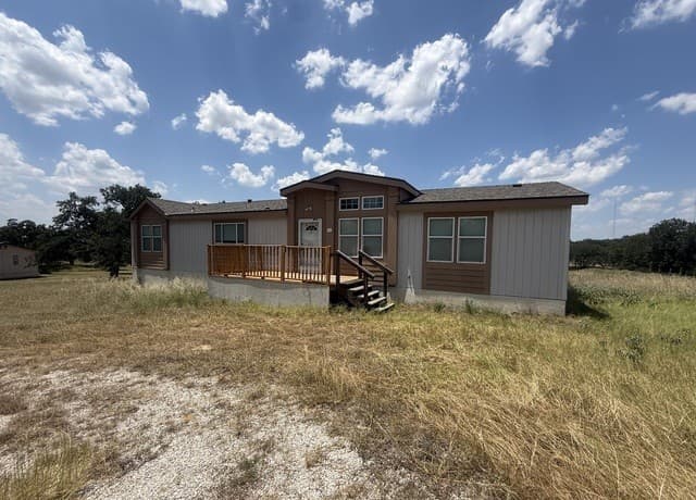 313  Eagle Ridge Dr