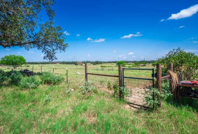 2572  Mogford Rd, San Antonio, TX 78264 — photo 18