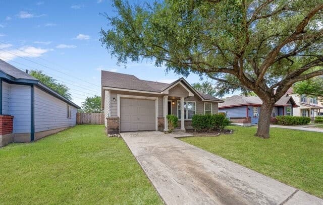 7522  Yellow Sand Dr, San Antonio, TX 78227 — photo 2