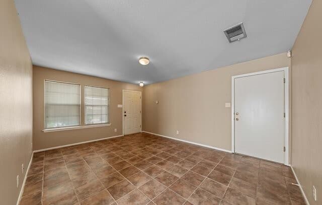 7522  Yellow Sand Dr, San Antonio, TX 78227 — photo 7