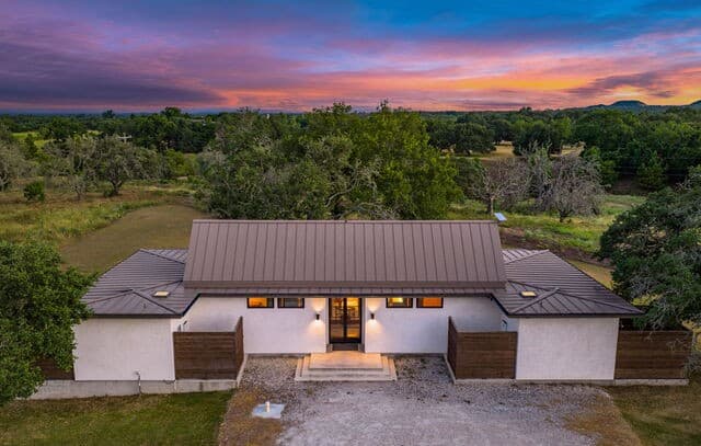 625  Triple Creek Rd, Fredericksburg, TX 78624 — photo 3
