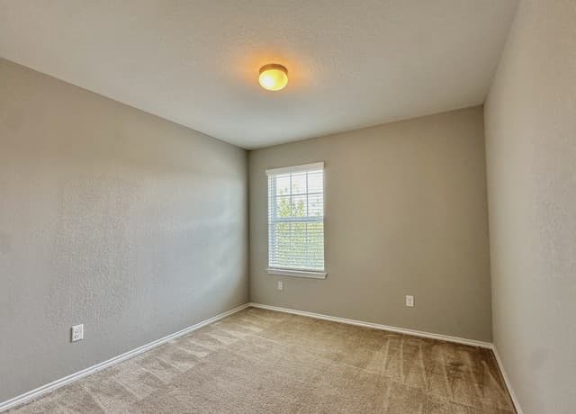 11746  Silver Fld, San Antonio, TX 78254 — photo 17