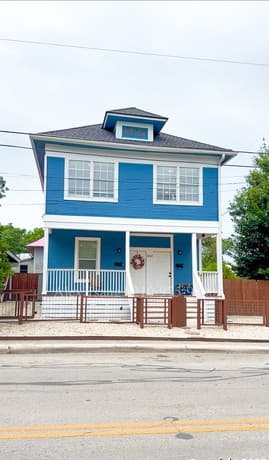 802  Montana St Unit 1