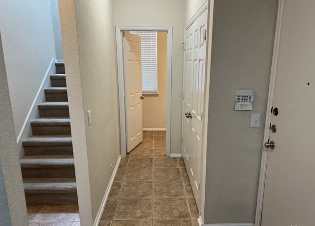 2532  Grayson Cir, San Antonio, TX 78232 — photo 12