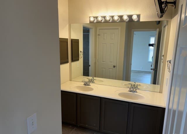 2532  Grayson Cir, San Antonio, TX 78232 — photo 20